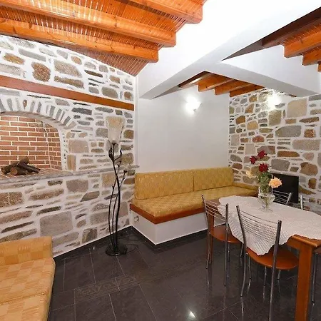 度假居 Akadia Syros