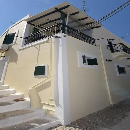 Akadia Syros 度假居