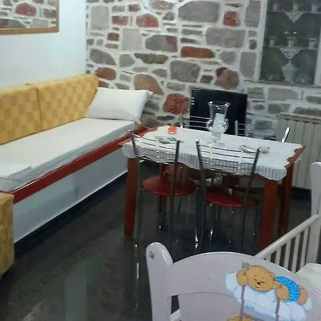 Akadia Syros Nyaraló