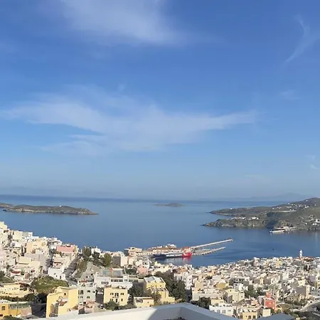 Akadia Syros *