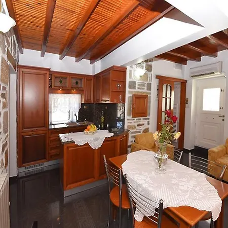 Nyaraló Akadia Syros Ermúpoli